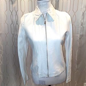 Vera Pelle white Italian soft leather jacket.  Size medium.